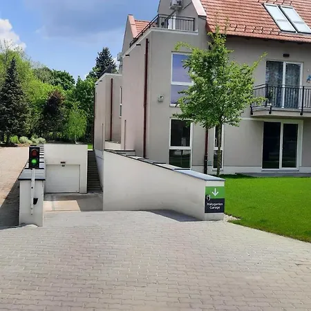Garden Wellness Apartman * Siofok